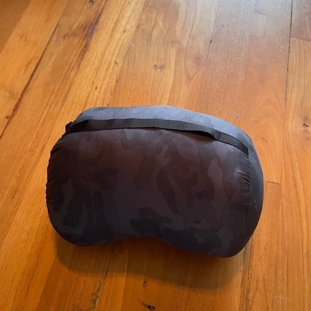 Lululemon pack it down jacket - Picture 13 of 15